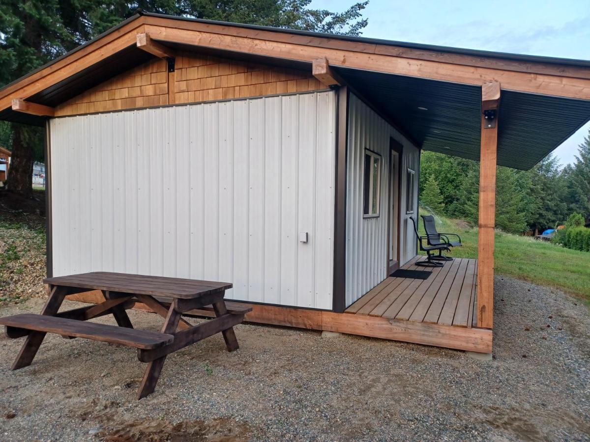 Wells Gray Stay And Play เคลียร์วอเตอร์ ภายนอก รูปภาพ